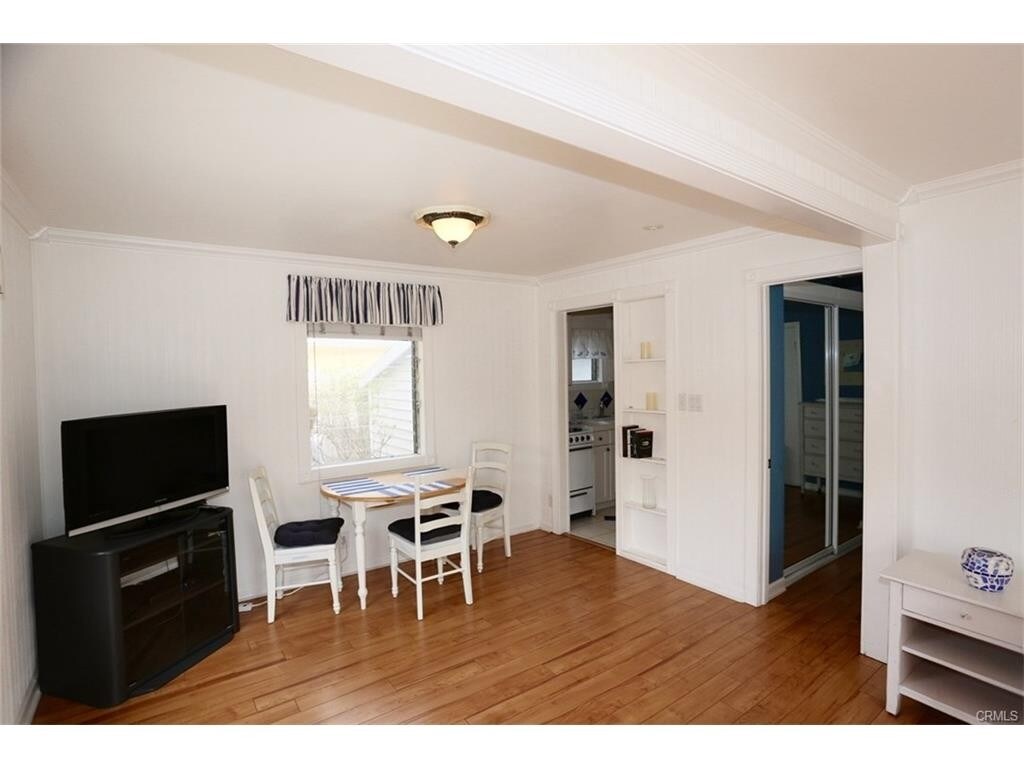 Foto del edificio - 382 Thalia St