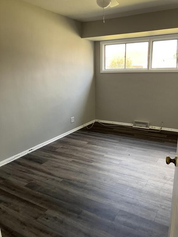 Foto del edificio - 4820 Bluebird Ave