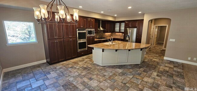 Building Photo - 2920 Granite Pointe Dr