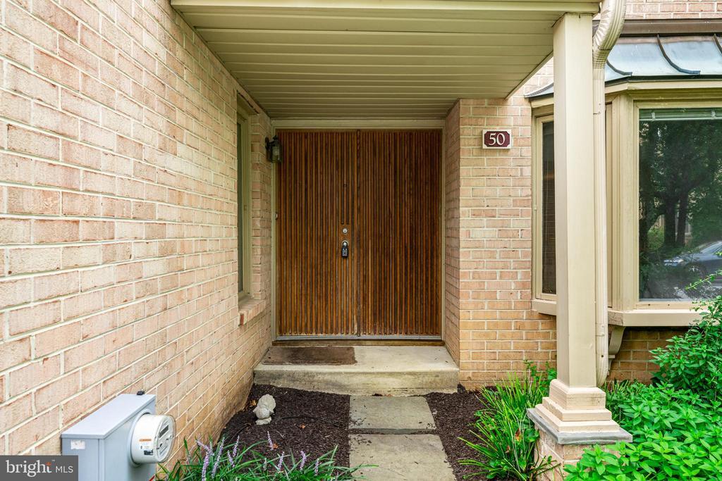 Foto principal - 50 Militia Hill Dr