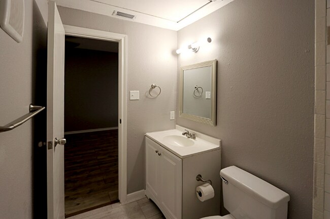 Foto del edificio - 8800 Westplace Dr