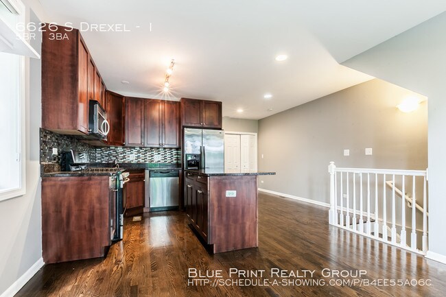 Building Photo - 6626 S Drexel Ave