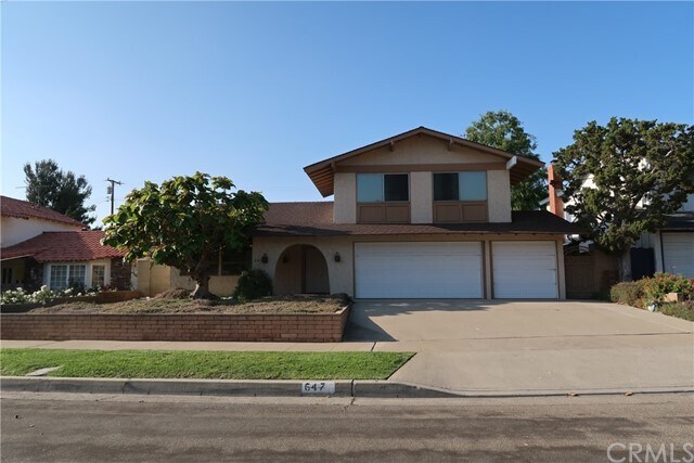 Foto principal - 647 E Barkley Ave
