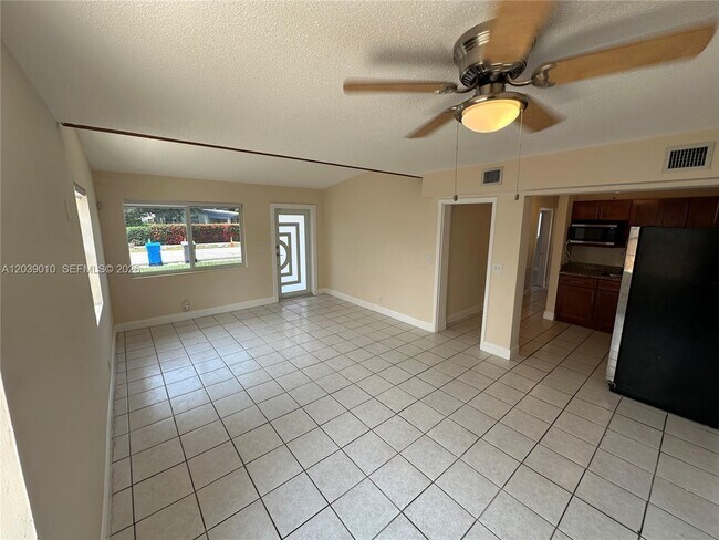 Foto del edificio - 4410 SW 39th St