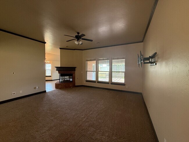 Foto del edificio - 19132 Cottonwood Ct