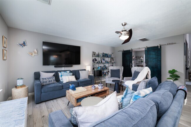 Foto del edificio - 143 S Vesper Bend Cir