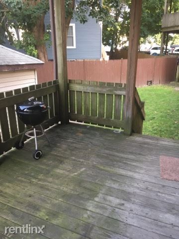 Foto del edificio - 3 br, 1 bath House - 8 Adella Pl Apt 1