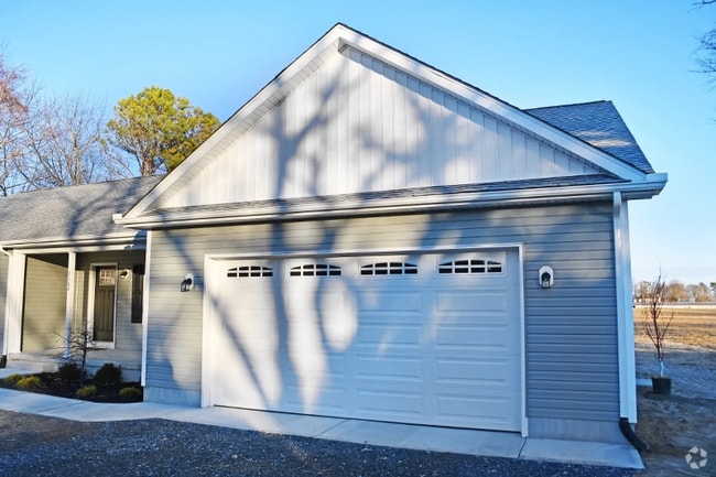 Building Photo - 3164 Walnut Shade Rd