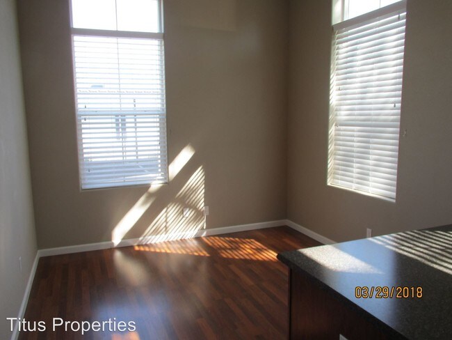 Building Photo - 110 N Yolo St