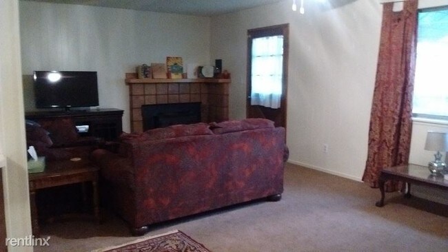Foto del edificio - 5370 Farley St