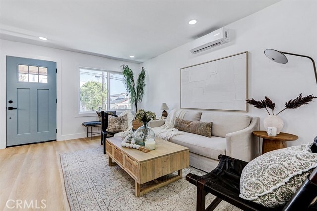 Building Photo - 1706 2nd St.