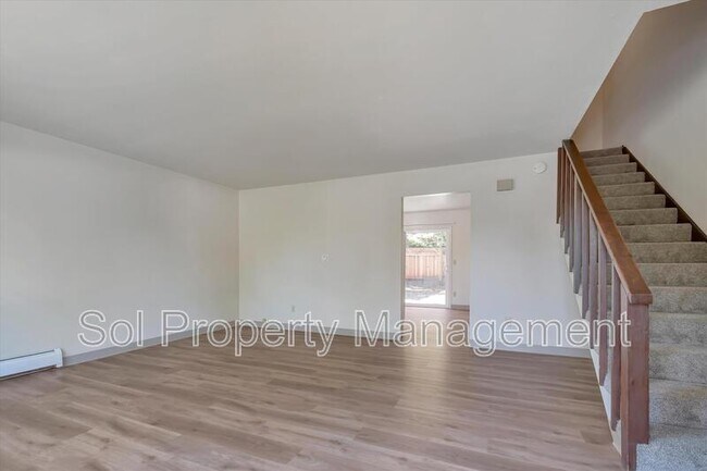 Building Photo - 1145 Chanticleer Avenue - 5