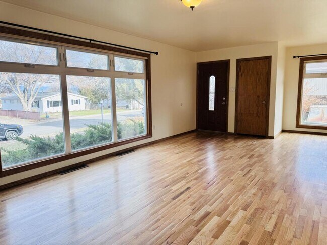 Foto del edificio - 1513 Wilder Ave