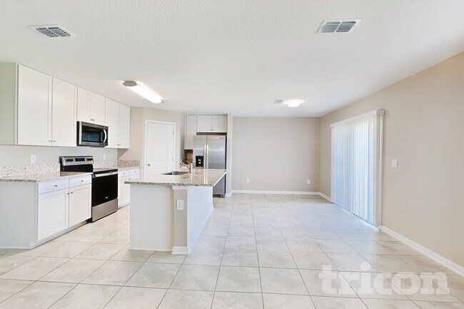 Building Photo - 56 Raphael Ln