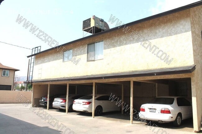 Foto del edificio - 504 E Ave Q3