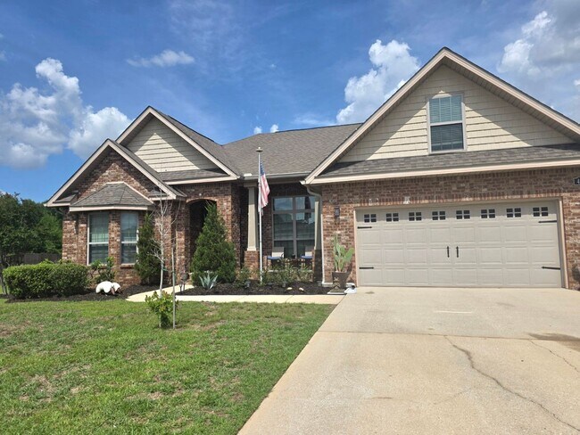 Building Photo - Five-Bedroom Stunner in Upscale Community!