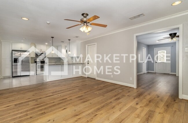 Foto del edificio - 2801 Fairbrook St