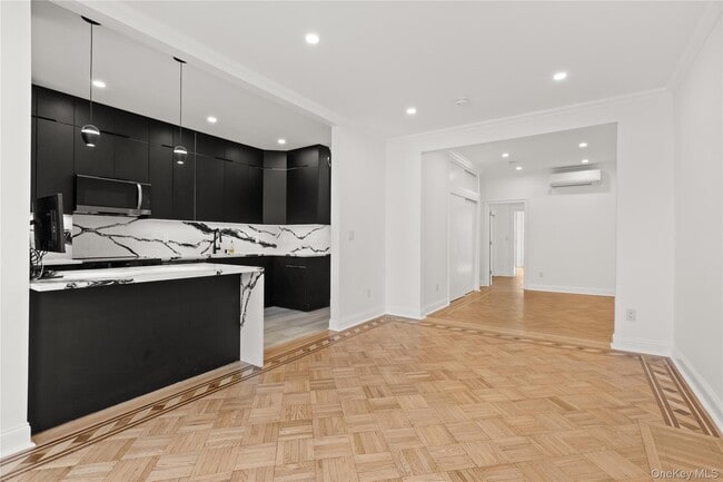 Foto del edificio - 61-33 Palmetto St