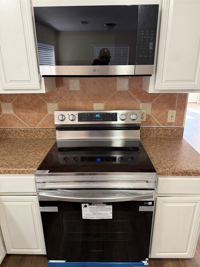 Foto del edificio - 9 Dewthread Ct