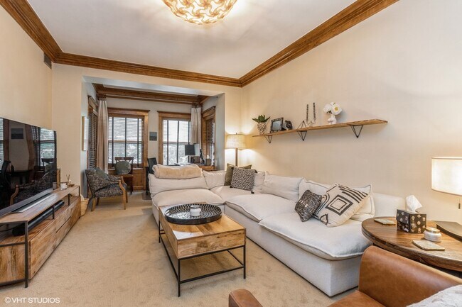 Sala de estar 1 - 725 W Brompton Ave