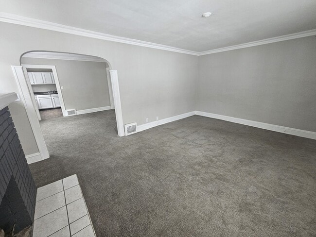 Foto del edificio - 931 Helmsdale Rd