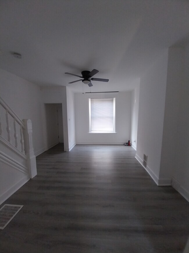 Photo - 1933 N Patton St House