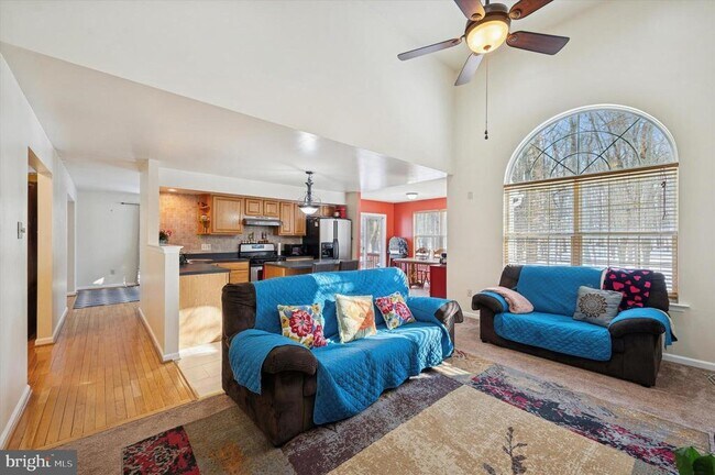 Foto del edificio - 32 Victory Way