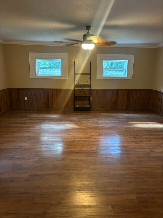 Building Photo - 1818 FL-79