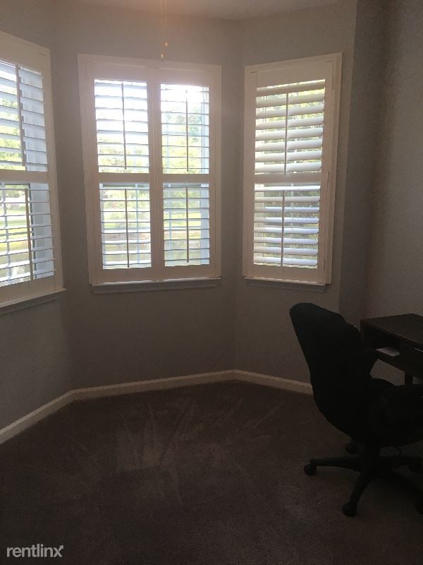 Foto principal - 1523 Cambridge Lakes Dr
