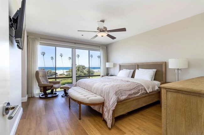 Building Photo - 8263 Camino Del Oro