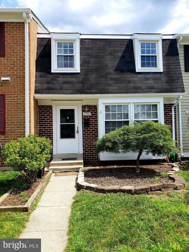 1754 Aberdeen Cir, Crofton, MD 21114 Townhome Rentals in Crofton MD