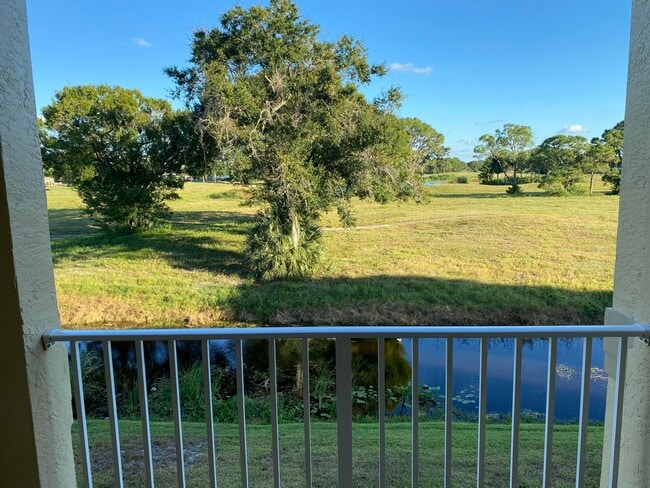 Foto del edificio - 2080 Greenview Shores Blvd