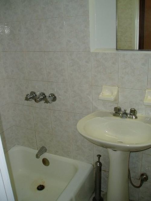 Building Photo - 300 10th Ave