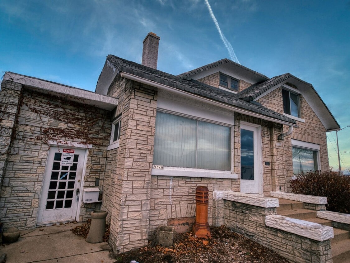 4932 Beloit Rd Unit 4932 Upper, West Milwaukee, WI 53214 Room for Rent in West Milwaukee, WI