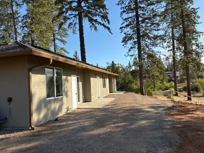 Foto del edificio - 1930 Golf Rd