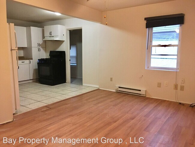 Foto del edificio - 3 br, 1 bath House - 3503 Sollers Point Rd