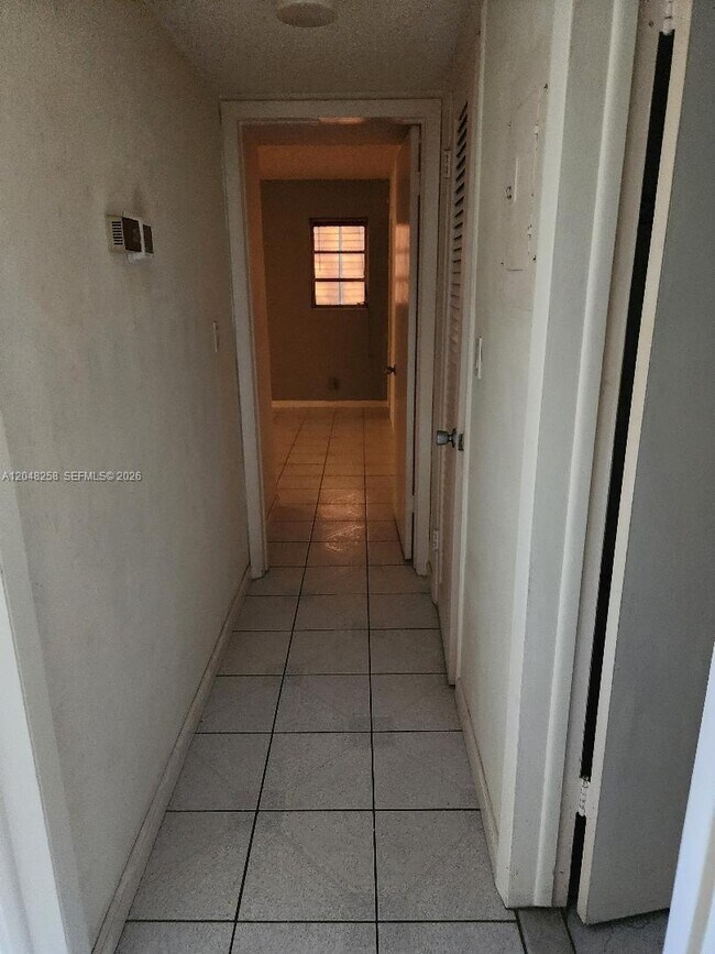 Foto del edificio - 1621 NW 46th Ave