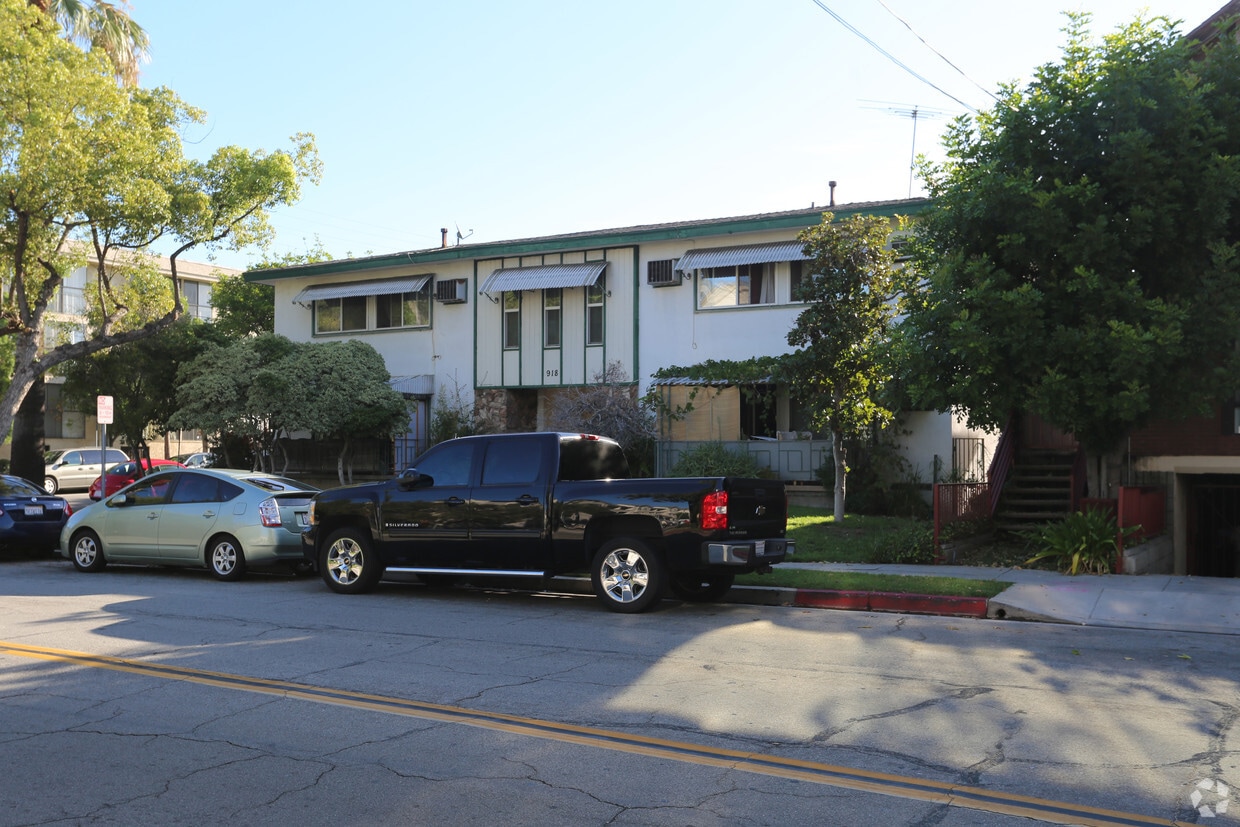 Building Photo - 918 N Louise St