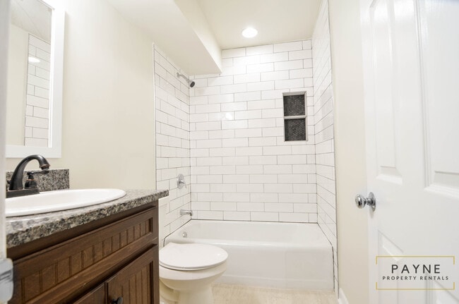 Foto del edificio - 4217 Rosemont Dr