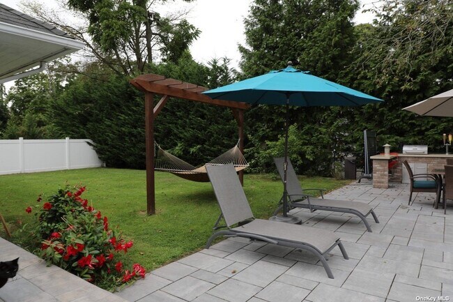 Foto del edificio - 143 Hallock St