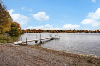 Building Photo - 329 Geneva Ave N