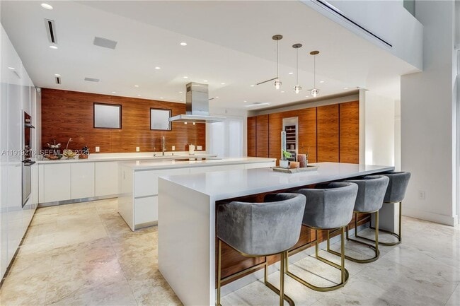 Foto del edificio - 1701 Espanola Dr