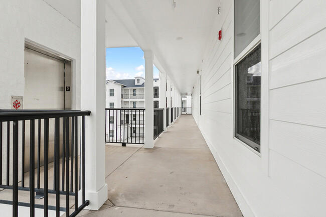 Foto del edificio - Beautiful 2/2 Condo in Slidell