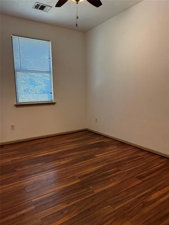 Foto del edificio - 8901 Parkfield Dr