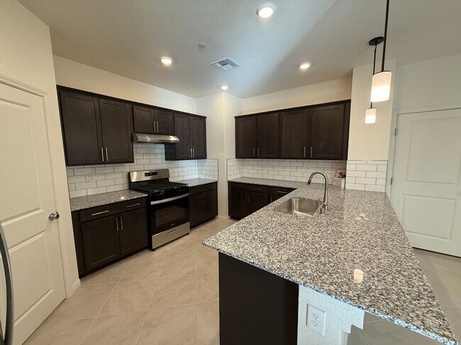 Building Photo - 3609 Canico Ln
