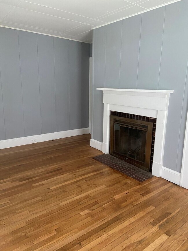 Foto del edificio - Charming 3-Bedroom, 1-Bath Home in Chapel Hill – Ideal Location Near UNC!!