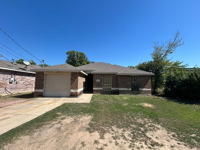 Building Photo - 3536 Vilbig Rd