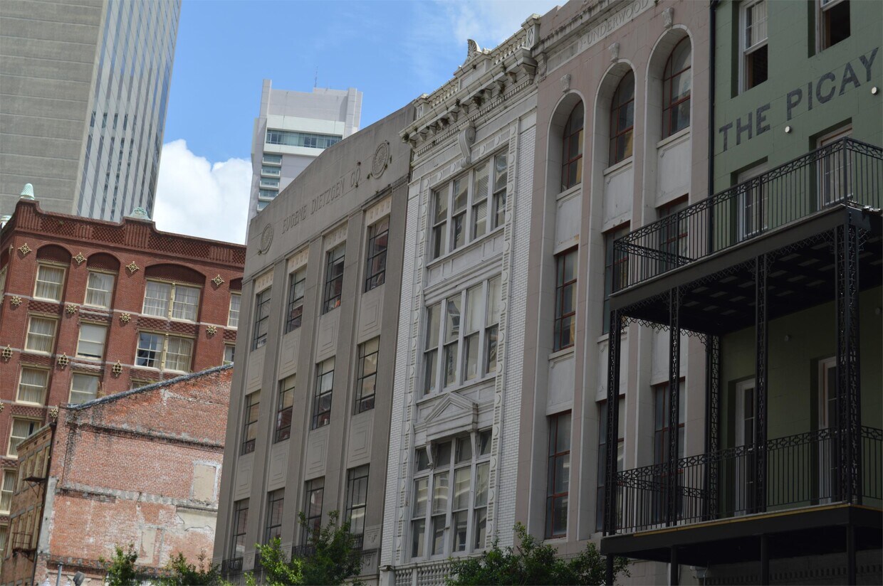 Foto principal - 330 Camp St