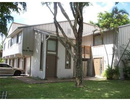 Foto del edificio - 5814 NW 21st St