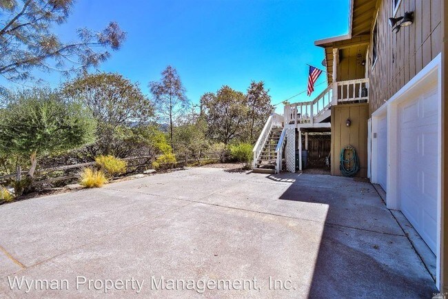 Building Photo - 3 br, 2 bath House - 255 Country Club Lane